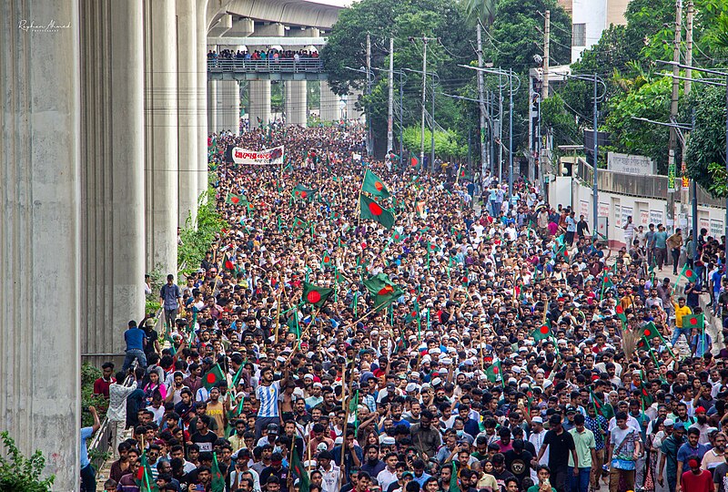 File:The victory celebration of Bangladeshi student's one point movement.jpg