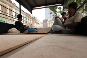 A Lorry Ride With Singapore’s Migrant Workers A Lorry Ride With Singapore’s Migrant Workers